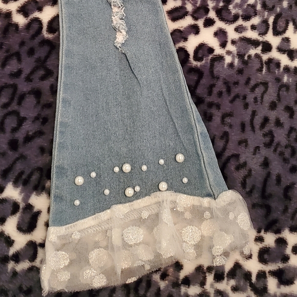 2T-3T distressed jeggings - Picture 4 of 8
